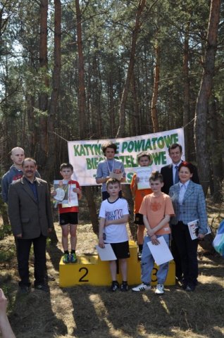 Zawody lekkoatletyczne w ZS w Tucznej