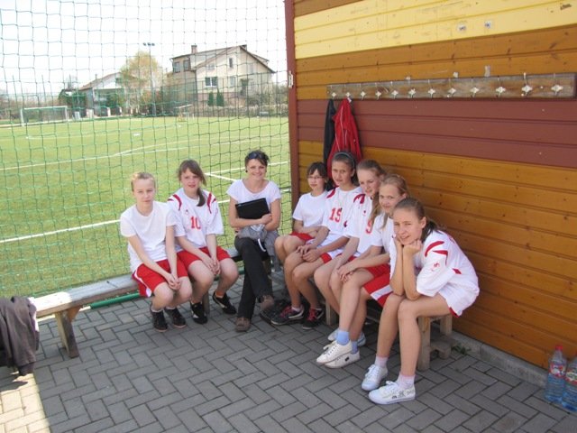Zawody lekkoatletyczne w ZS w Tucznej
