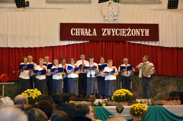 XIII Powiatowy Festiwal Pieśni Patriotycznej 2013