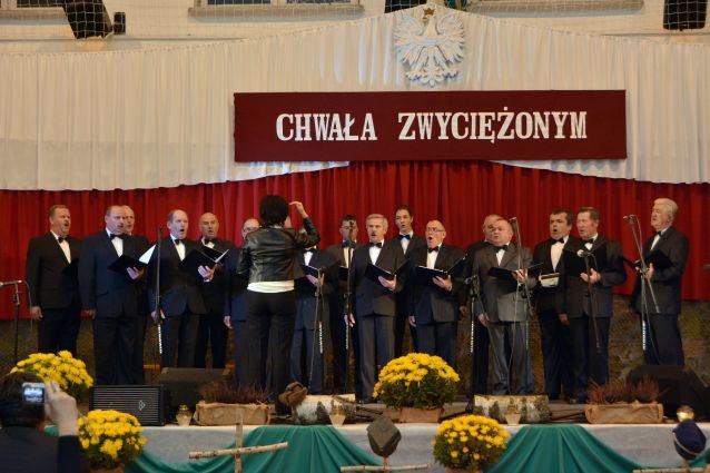 XIII Powiatowy Festiwal Pieśni Patriotycznej 2013